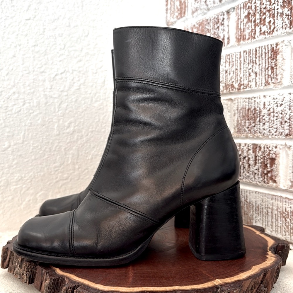 Guess Vintage chunky Boots